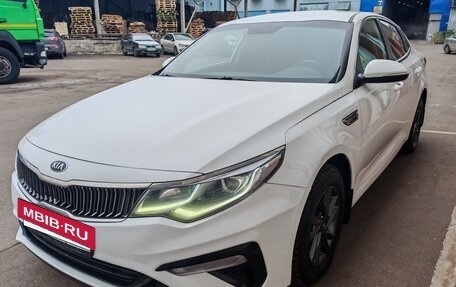 KIA Optima IV, 2019 год, 1 620 000 рублей, 2 фотография