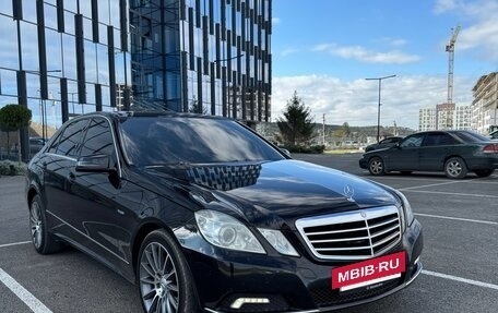 Mercedes-Benz E-Класс, 2010 год, 1 350 000 рублей, 5 фотография