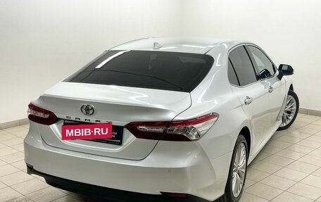 Toyota Camry, 2019 год, 2 749 000 рублей, 9 фотография