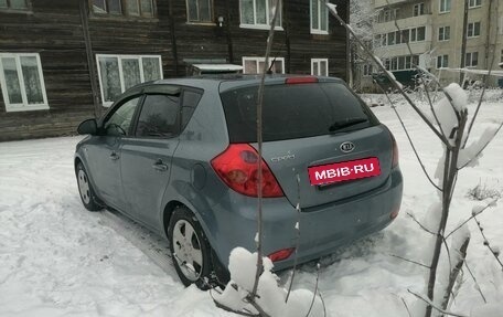 KIA cee'd I рестайлинг, 2009 год, 815 000 рублей, 3 фотография