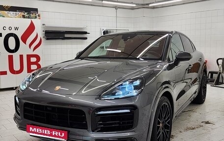 Porsche Cayenne III, 2022 год, 18 900 000 рублей, 2 фотография