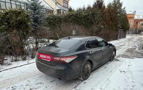 Toyota Camry, 2021 год, 3 500 000 рублей, 2 фотография