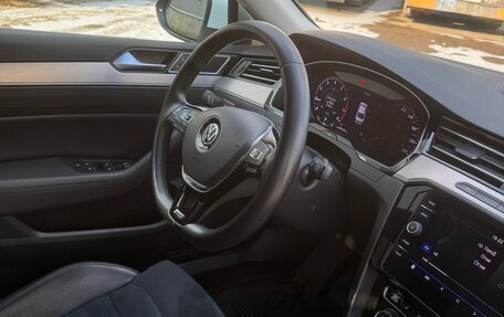 Volkswagen Passat B8 рестайлинг, 2018 год, 2 600 000 рублей, 18 фотография