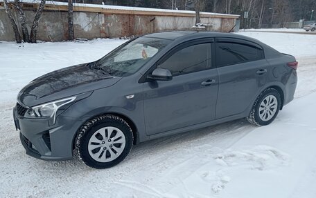 KIA Rio IV, 2021 год, 1 600 000 рублей, 9 фотография