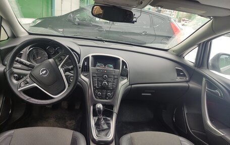 Opel Astra J, 2011 год, 750 000 рублей, 7 фотография