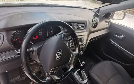 KIA Rio III рестайлинг, 2015 год, 845 000 рублей, 4 фотография