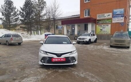 Toyota Camry, 2020 год, 4 000 000 рублей, 1 фотография