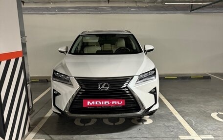 Lexus RX IV рестайлинг, 2018 год, 4 200 000 рублей, 3 фотография