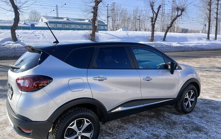 Renault Kaptur I рестайлинг, 2021 год, 1 850 000 рублей, 5 фотография