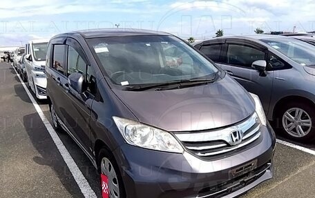 Honda Freed I, 2013 год, 1 250 000 рублей, 18 фотография