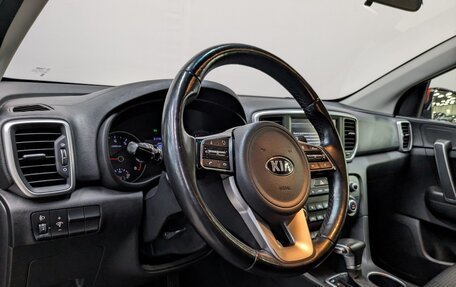 KIA Sportage IV рестайлинг, 2020 год, 2 350 000 рублей, 16 фотография