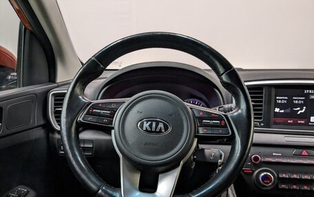 KIA Sportage IV рестайлинг, 2020 год, 2 350 000 рублей, 21 фотография