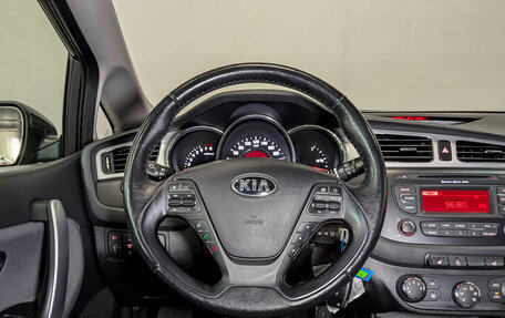 KIA cee'd III, 2015 год, 1 330 000 рублей, 21 фотография