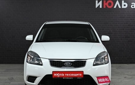 KIA Rio II, 2011 год, 700 000 рублей, 2 фотография