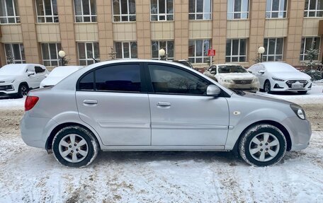 KIA Rio II, 2010 год, 740 000 рублей, 4 фотография