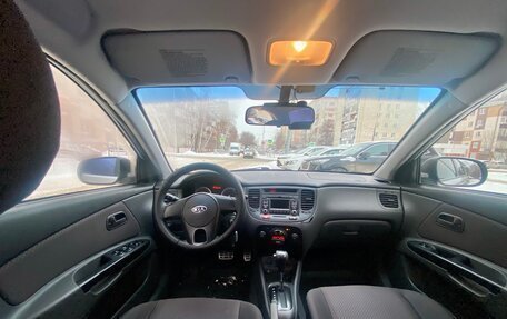 KIA Rio II, 2010 год, 740 000 рублей, 9 фотография