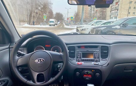 KIA Rio II, 2010 год, 740 000 рублей, 10 фотография