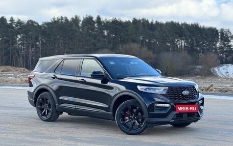 Ford Explorer VI, 2022 год, 4 245 000 рублей, 2 фотография