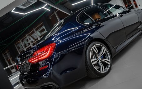 BMW 7 серия, 2017 год, 4 245 000 рублей, 9 фотография