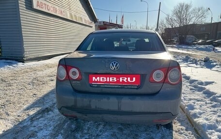 Volkswagen Jetta VI, 2010 год, 500 000 рублей, 3 фотография