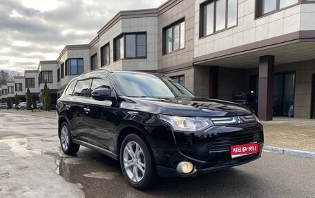 Mitsubishi Outlander III рестайлинг 3, 2012 год, 1 950 000 рублей, 1 фотография