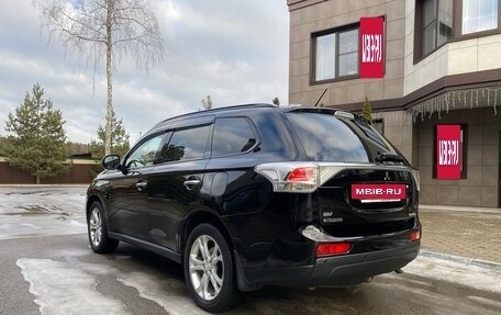 Mitsubishi Outlander III рестайлинг 3, 2012 год, 1 950 000 рублей, 5 фотография