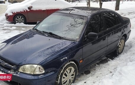 Toyota Avensis III рестайлинг, 2000 год, 387 000 рублей, 2 фотография