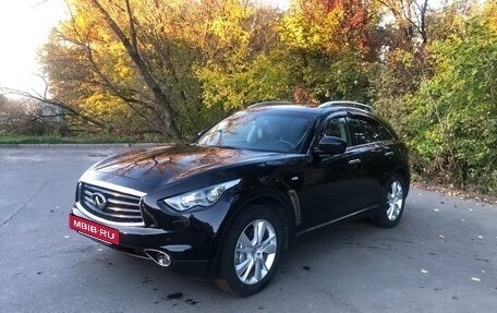 Infiniti FX II, 2012 год, 2 800 000 рублей, 6 фотография