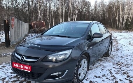 Opel Astra J, 2013 год, 1 150 000 рублей, 2 фотография