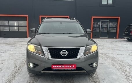 Nissan Pathfinder, 2015 год, 1 850 000 рублей, 3 фотография