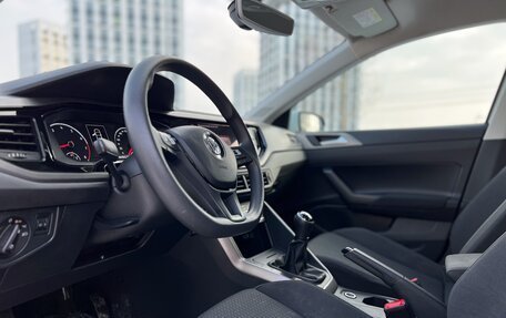 Volkswagen Polo VI (EU Market), 2019 год, 1 350 000 рублей, 13 фотография