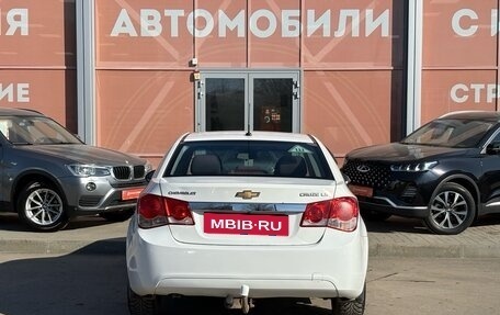 Chevrolet Cruze II, 2011 год, 699 000 рублей, 6 фотография