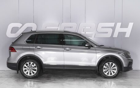 Volkswagen Tiguan II, 2020 год, 3 860 000 рублей, 5 фотография