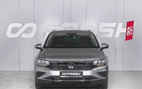 Volkswagen Tiguan II, 2020 год, 3 860 000 рублей, 3 фотография