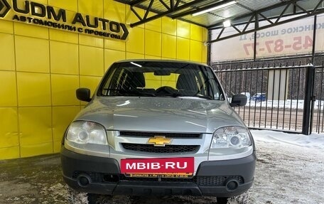 Chevrolet Niva I рестайлинг, 2015 год, 599 000 рублей, 4 фотография