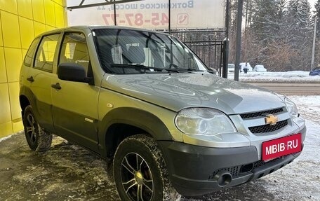 Chevrolet Niva I рестайлинг, 2015 год, 599 000 рублей, 3 фотография