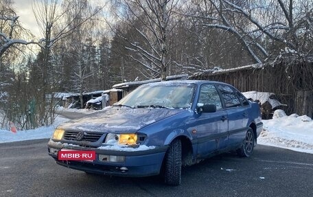 Volkswagen Passat B4, 1996 год, 180 000 рублей, 3 фотография