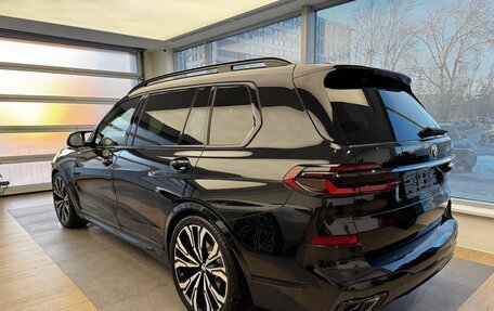 BMW X7, 2024 год, 21 800 000 рублей, 4 фотография