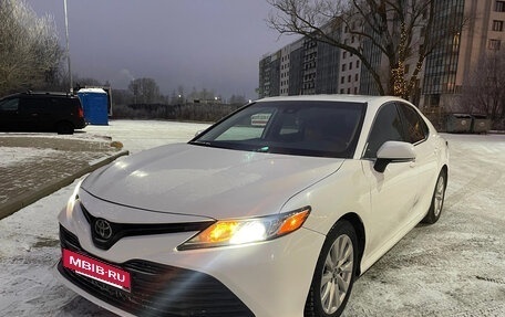 Toyota Camry, 2017 год, 2 500 000 рублей, 5 фотография