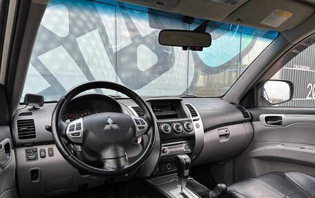 Mitsubishi Pajero Sport II рестайлинг, 2013 год, 2 050 000 рублей, 3 фотография