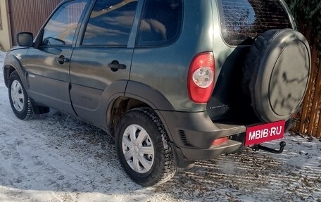 Chevrolet Niva I рестайлинг, 2011 год, 575 000 рублей, 5 фотография