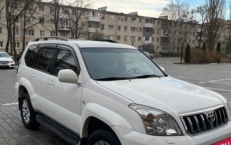 Toyota Land Cruiser Prado 120 рестайлинг, 2006 год, 2 380 000 рублей, 2 фотография