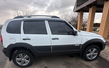 Chevrolet Niva I рестайлинг, 2014 год, 650 000 рублей, 5 фотография