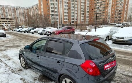 KIA cee'd I рестайлинг, 2009 год, 630 000 рублей, 16 фотография