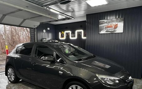 Opel Astra J, 2013 год, 850 000 рублей, 4 фотография