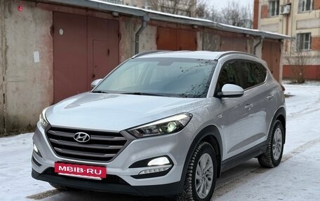 Hyundai Tucson III, 2018 год, 2 380 000 рублей, 2 фотография