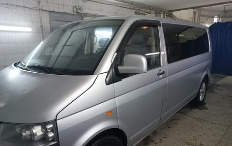 Volkswagen Caravelle T5, 2007 год, 1 900 000 рублей, 4 фотография