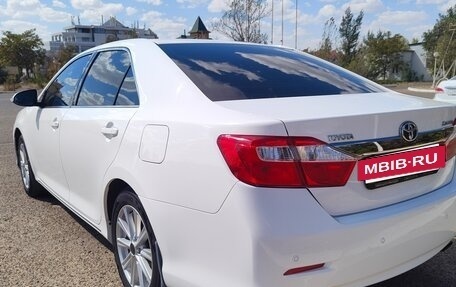 Toyota Camry, 2013 год, 1 700 000 рублей, 7 фотография