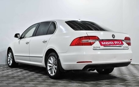 Skoda Superb III рестайлинг, 2014 год, 919 000 рублей, 6 фотография