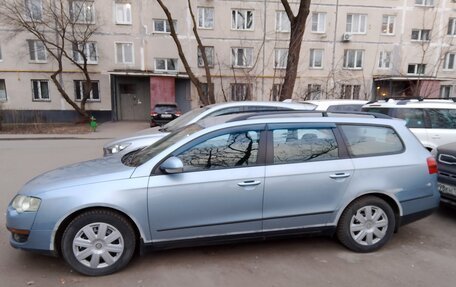 Volkswagen Passat B6, 2006 год, 575 000 рублей, 4 фотография